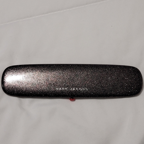 Marc Jacobs eyeshadow pallette - Picture 2 of 7